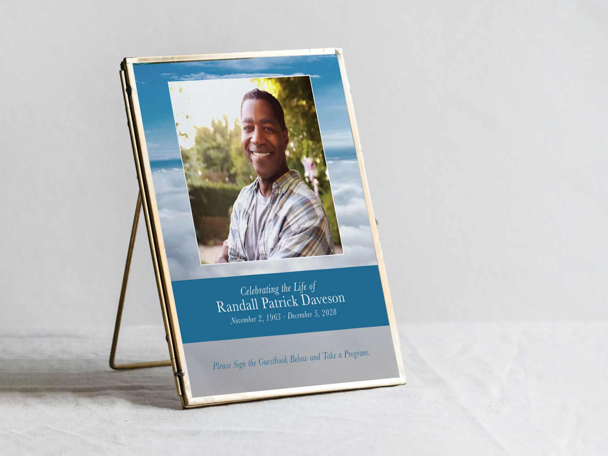 Table Sign in Frame