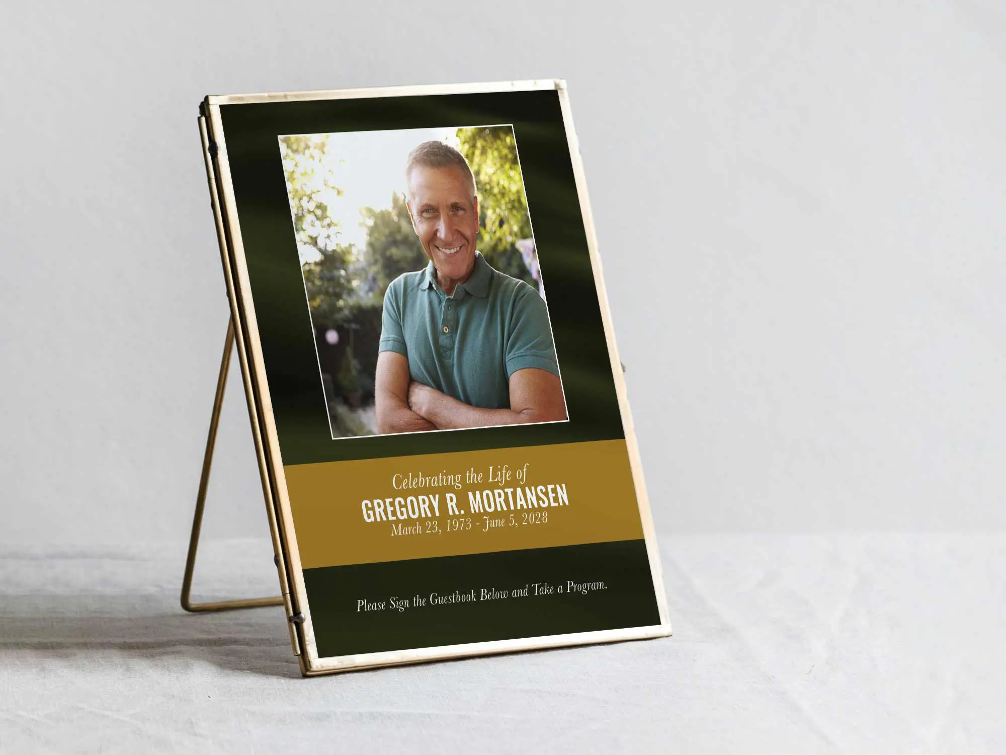 Table Sign in Frame