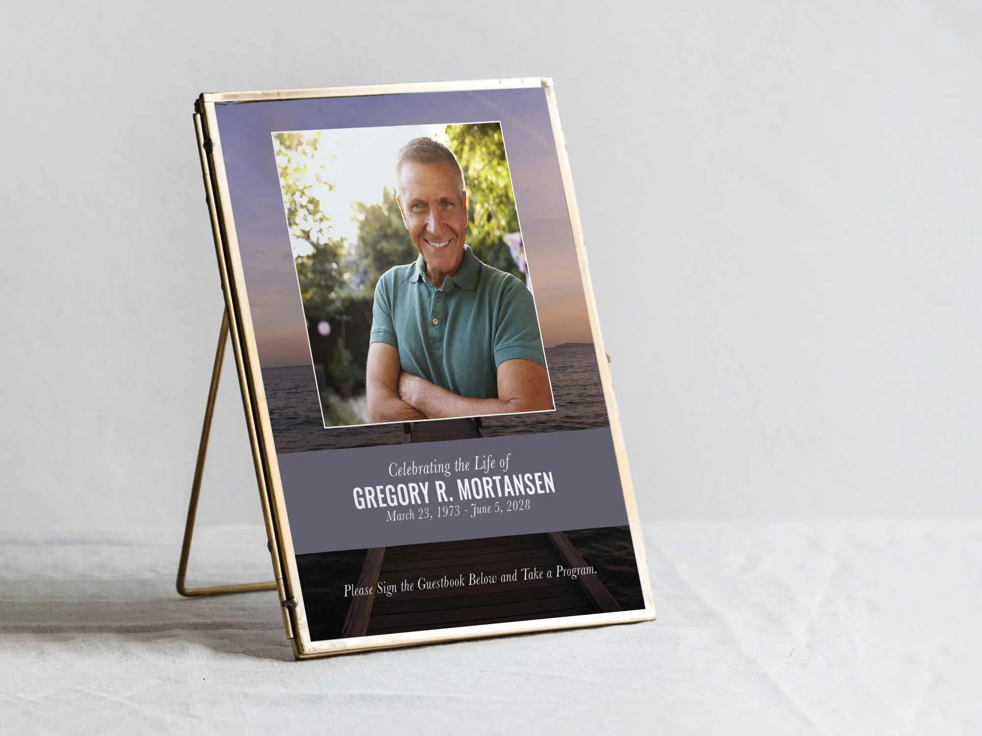 Table Sign in Frame