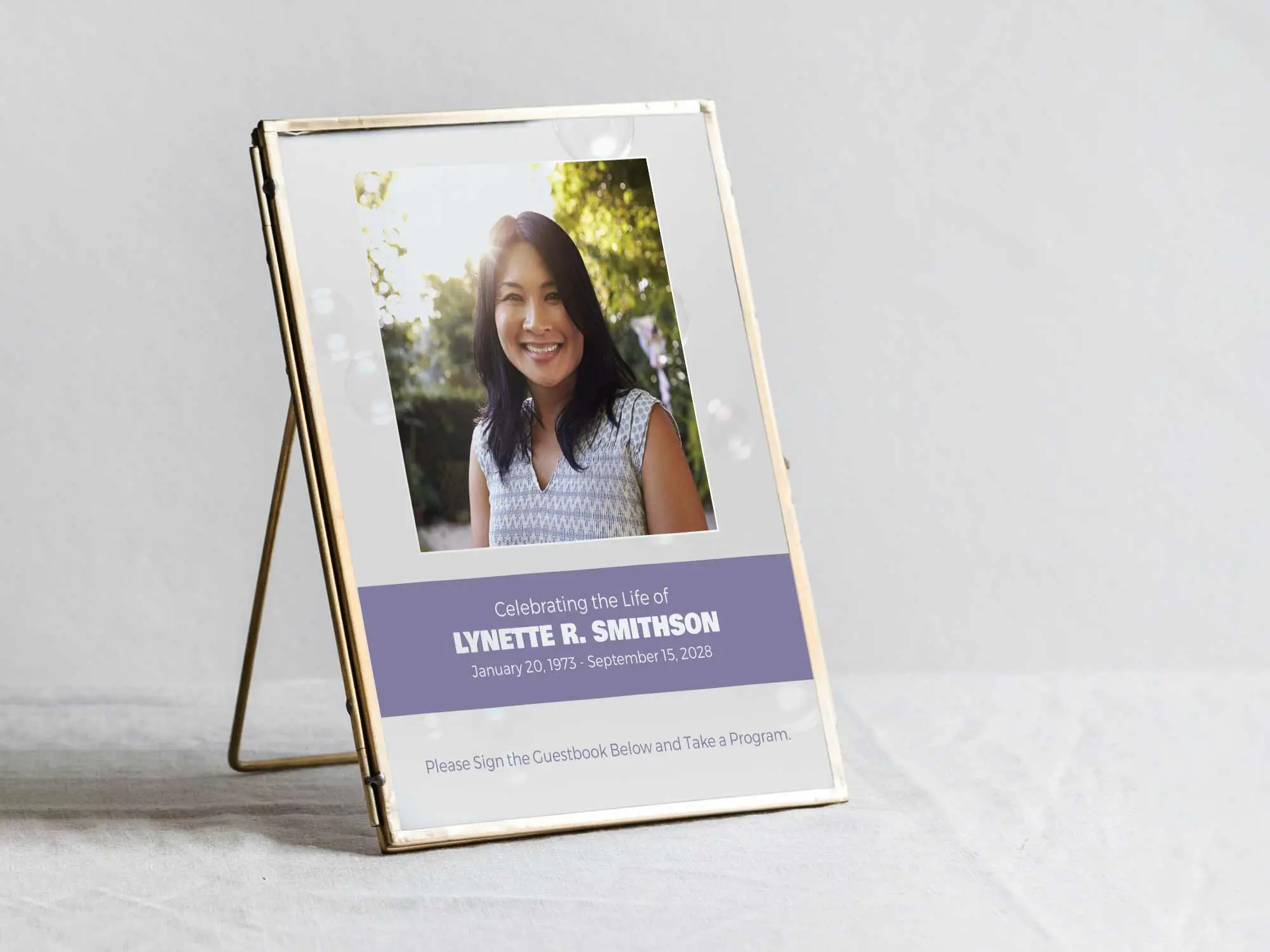 Table Sign in Frame