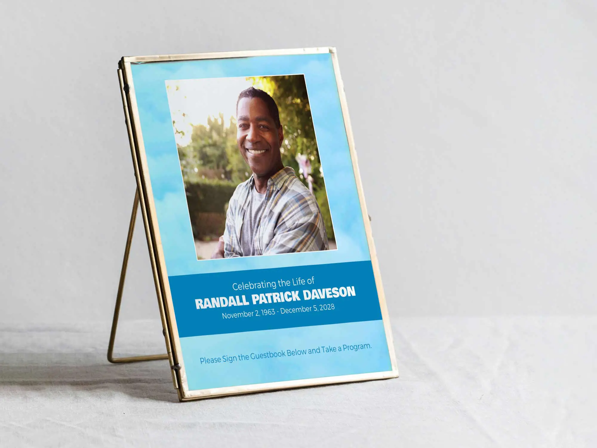 Table Sign in Frame