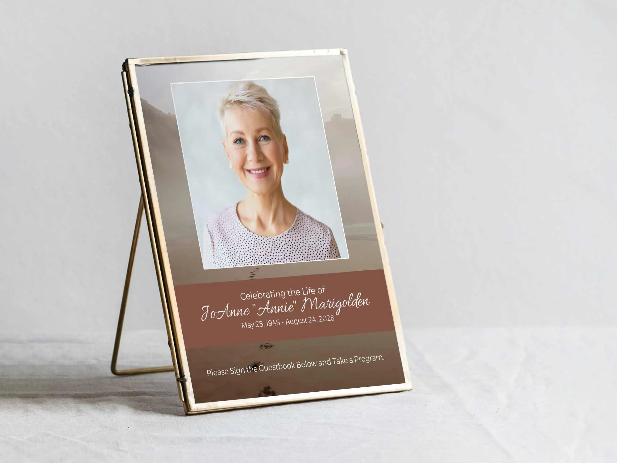 Table Sign in Frame