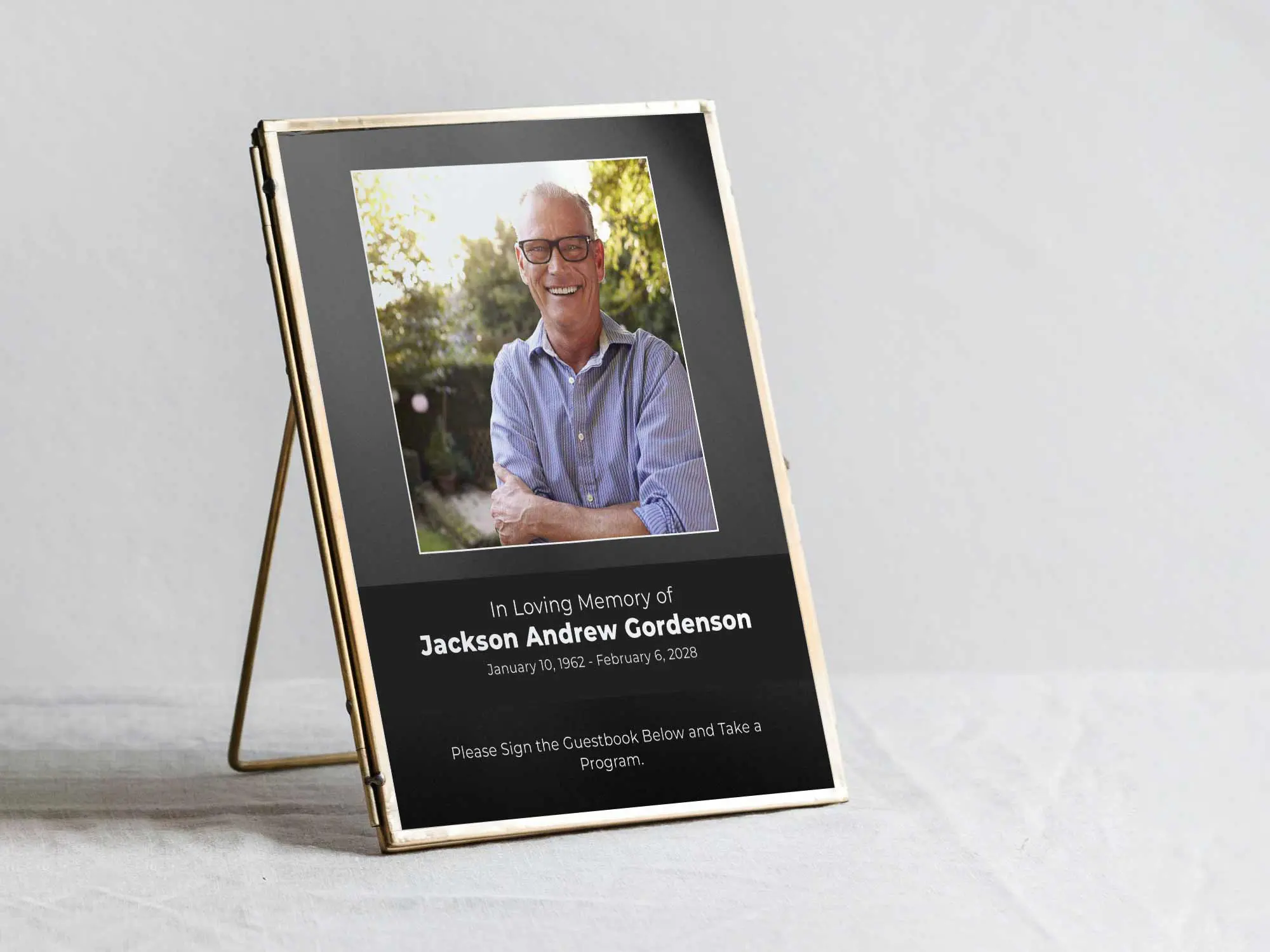 Table Sign in Frame