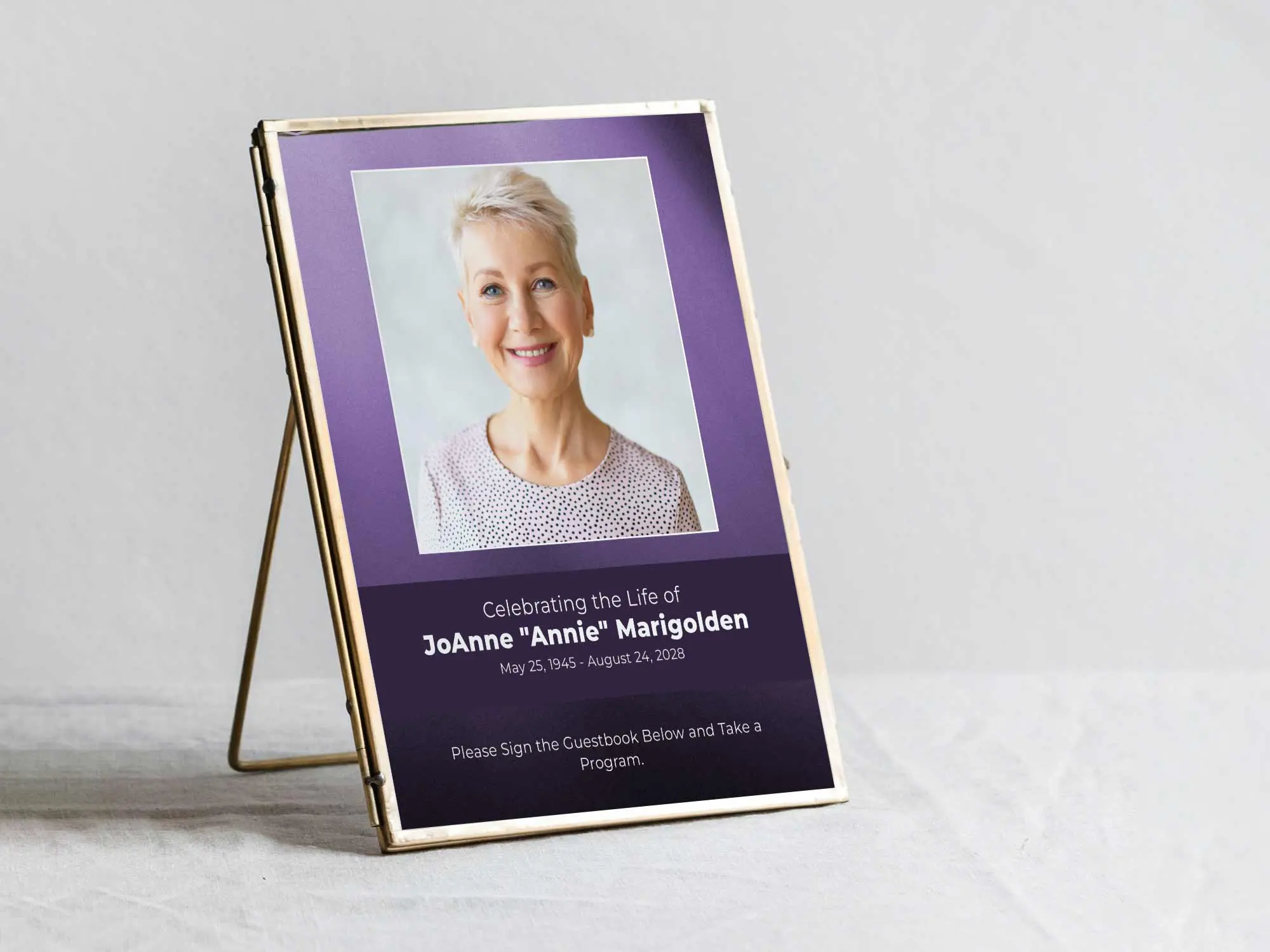 Table Sign in Frame
