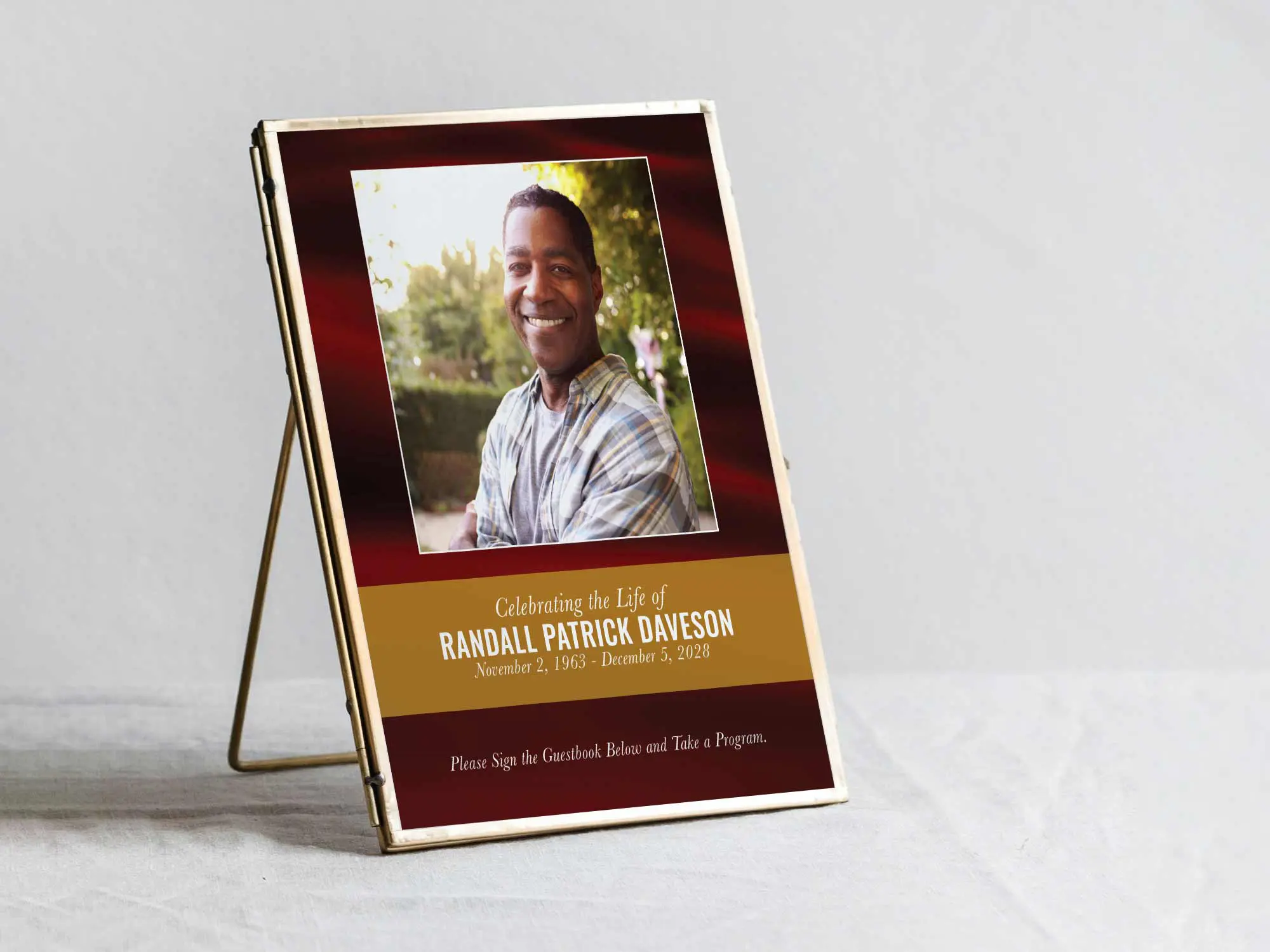 Table Sign in Frame