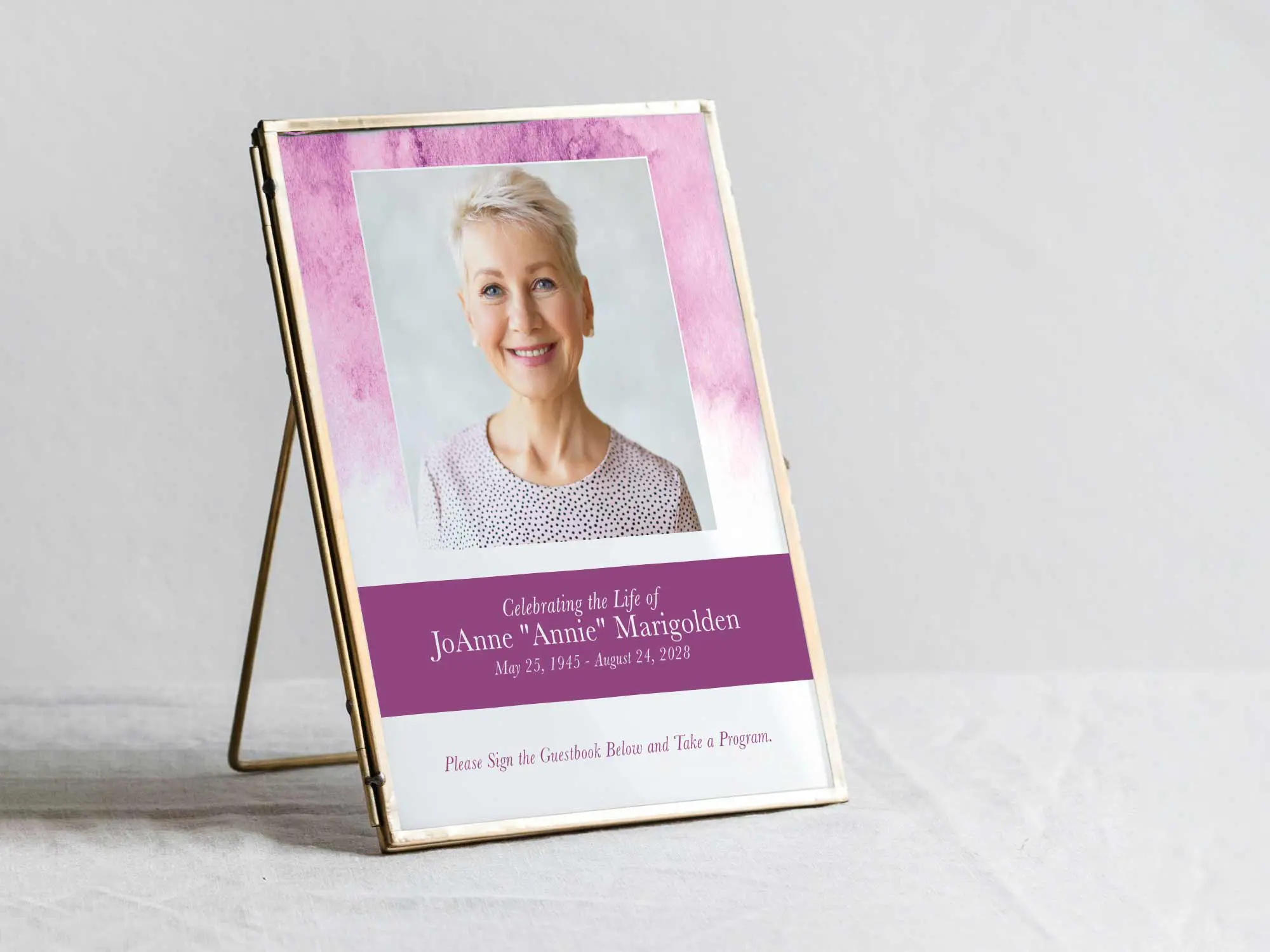 Table Sign in Frame