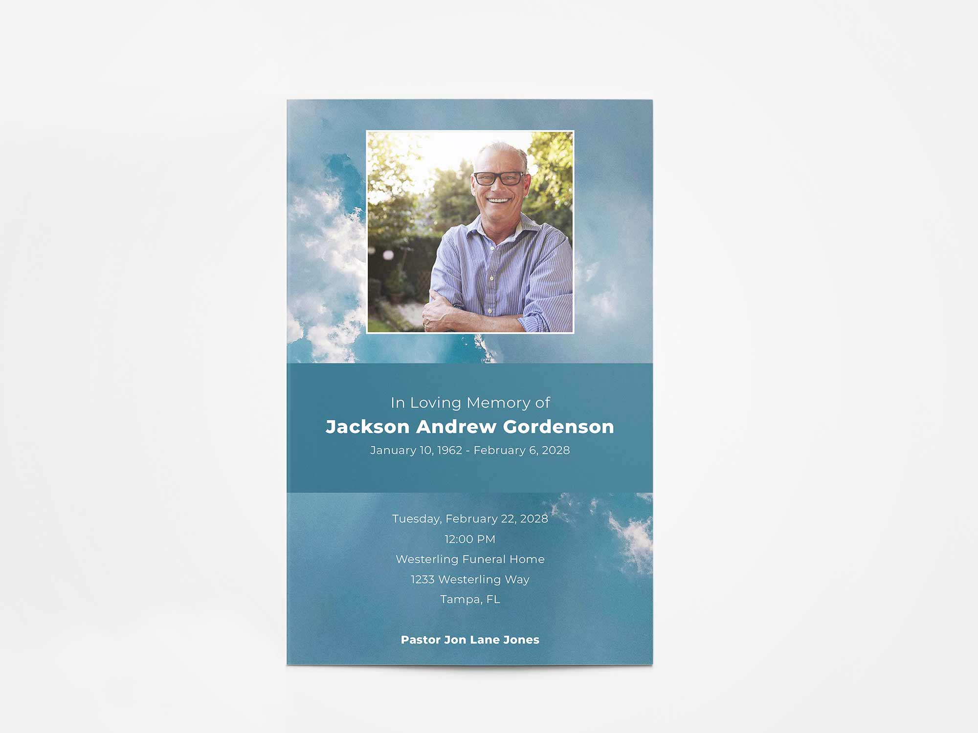 A sun ray shining through the clouds.