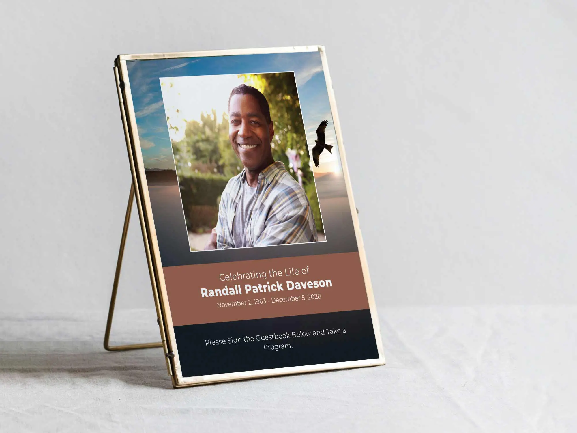 Table Sign in Frame